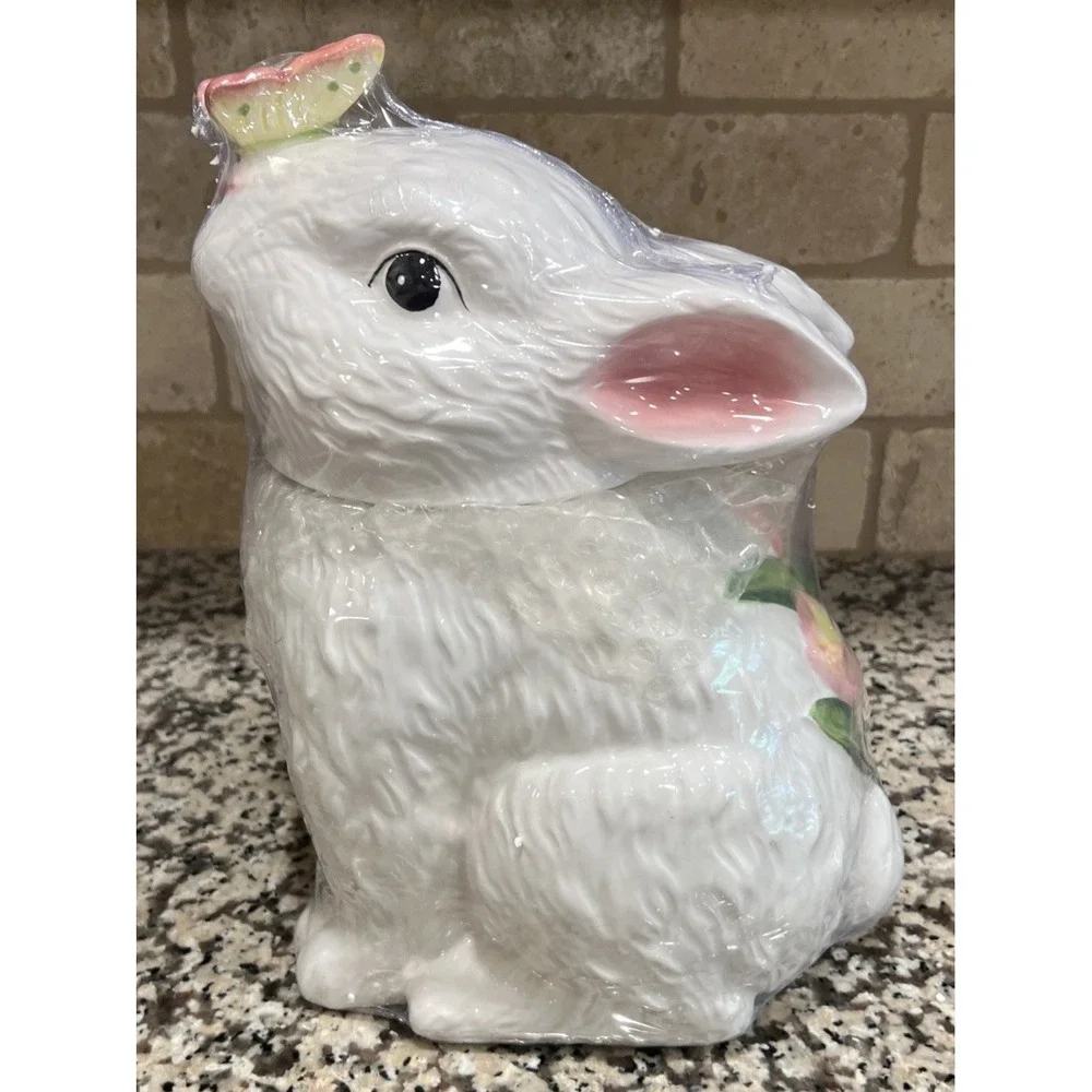 New Cracker Barrel Bunny Party Cookie Jar Ceramic Bunny Rabbit W/Butterfly Decor